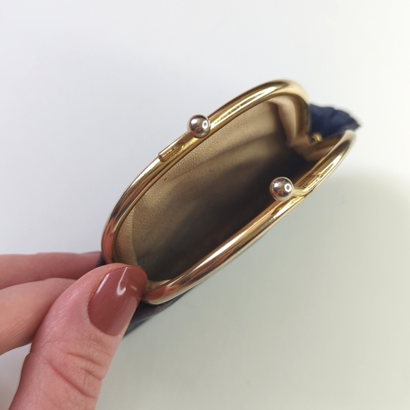 80's Vintage Fleur-De-Lis Embossed Leather Coin Pouch Change Purse Navy Gold - Picture 4 of 8